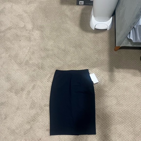 NWT BOSS Hugo Boss Pencil Skirt | Size 0 | Open Blue | Classic Workwear - Picture 5 of 11